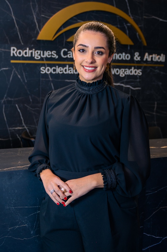 Heloísa Nunes de Souza Albanez 1 Heloisa Nunes de Souza Albanez adv –